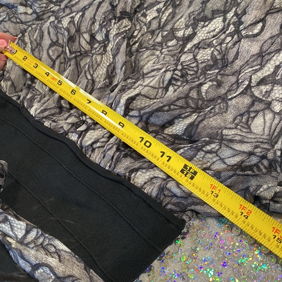 💌[ Bebe ] Silk Bandage Flowy Top Dress - Picture 10 of 16